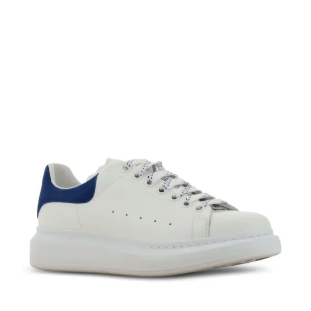 MCQUEEN
Oversized Leather Sneakers
